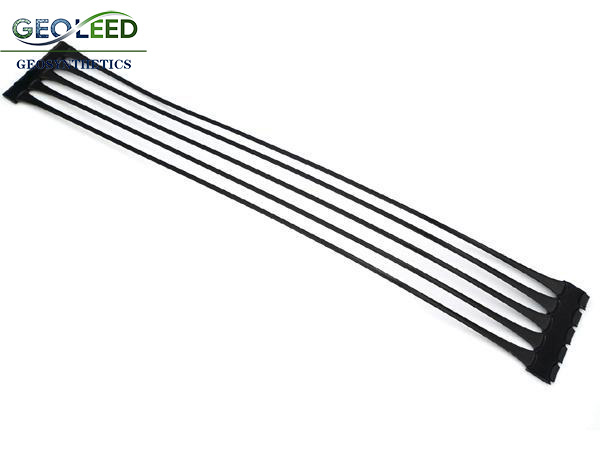 7d5c974a-6803-412c-a3f6-61b9418052c6